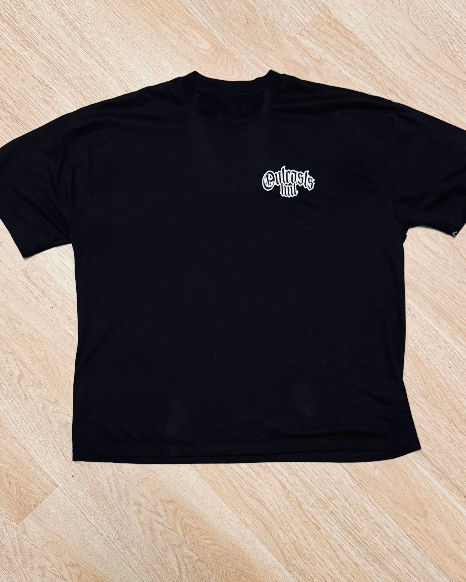 009: Oversized Outcasts Tee - Image 2